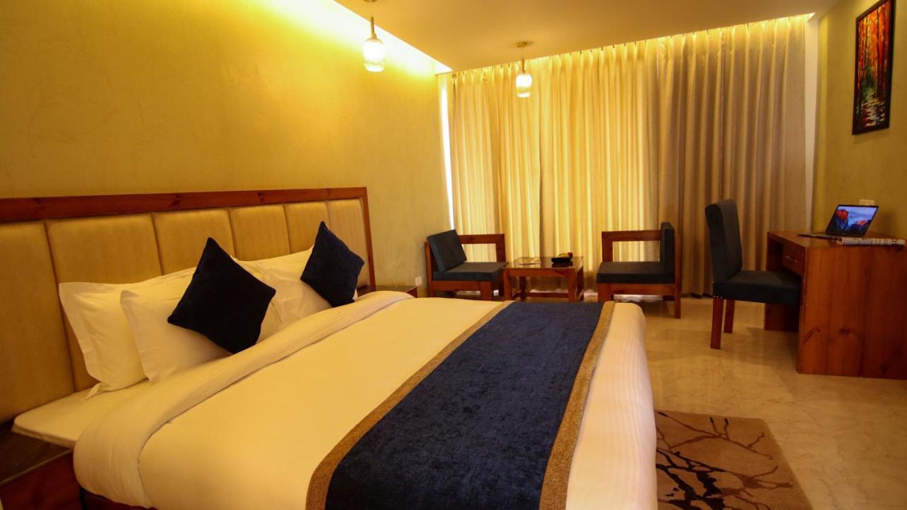 שימלה Golden Fern Resort מראה חיצוני תמונה