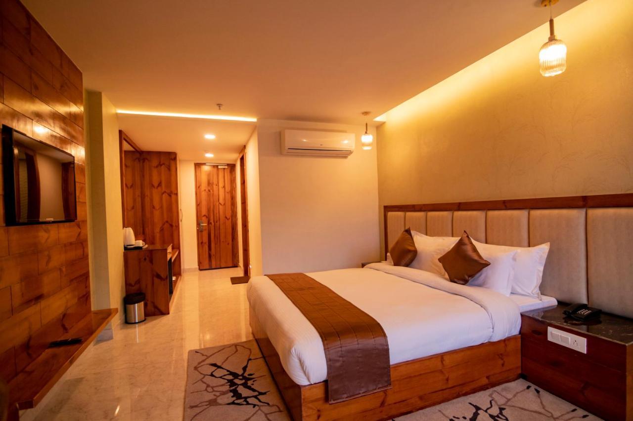 שימלה Golden Fern Resort מראה חיצוני תמונה