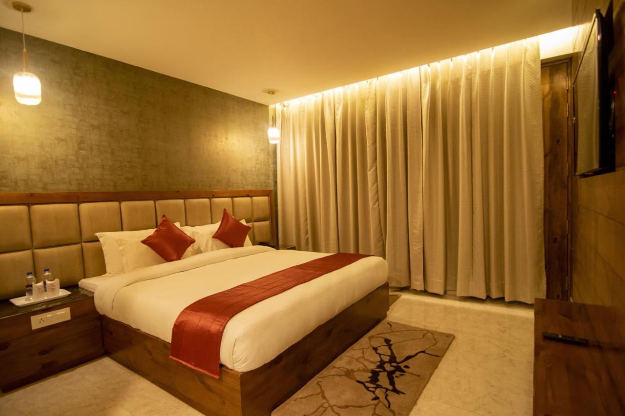 שימלה Golden Fern Resort מראה חיצוני תמונה