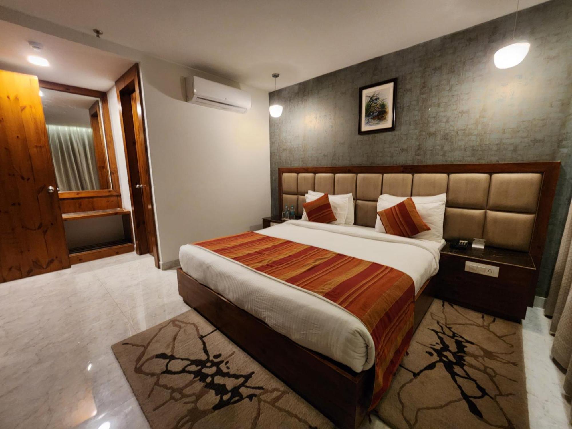שימלה Golden Fern Resort מראה חיצוני תמונה