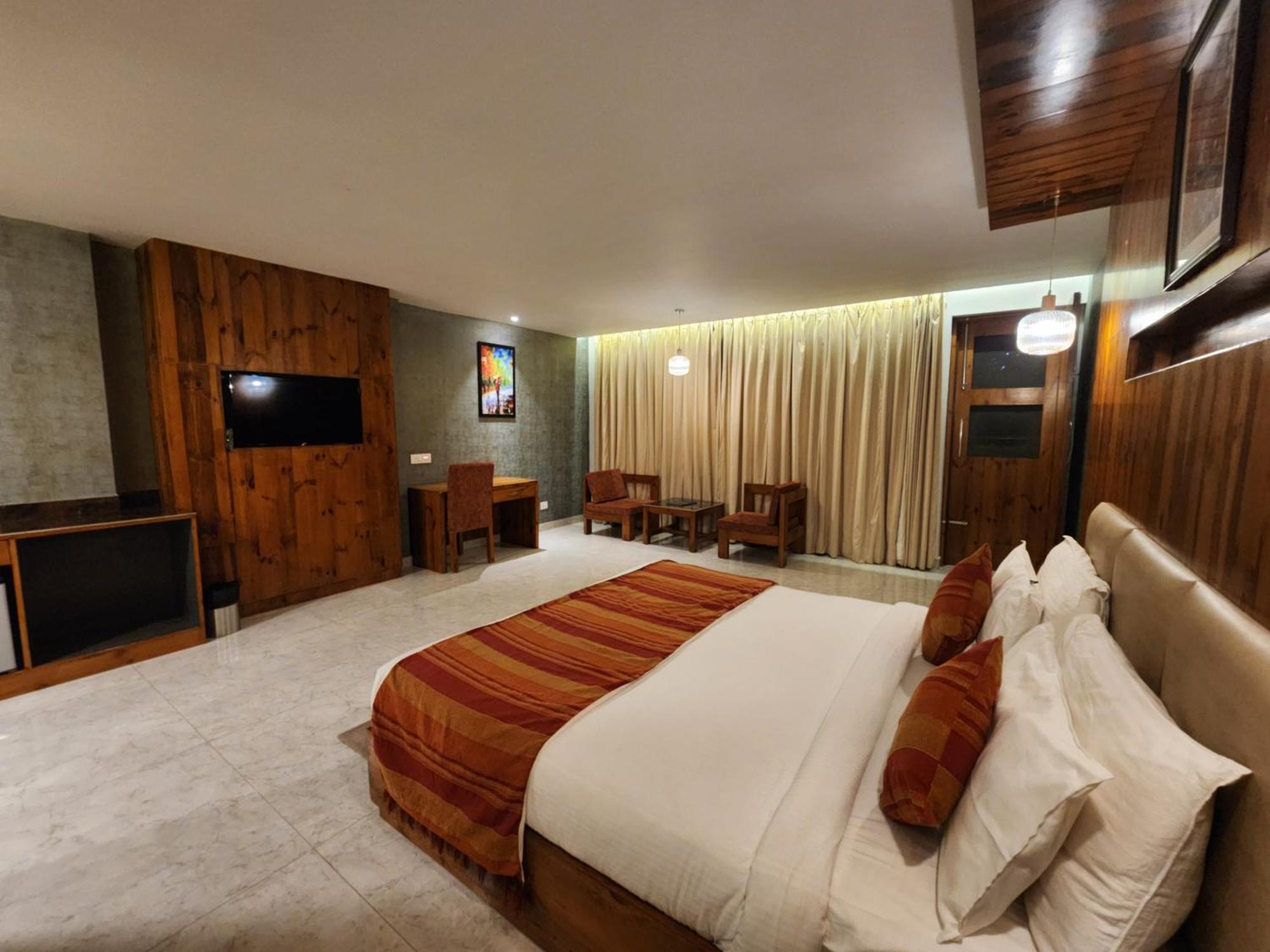 שימלה Golden Fern Resort מראה חיצוני תמונה