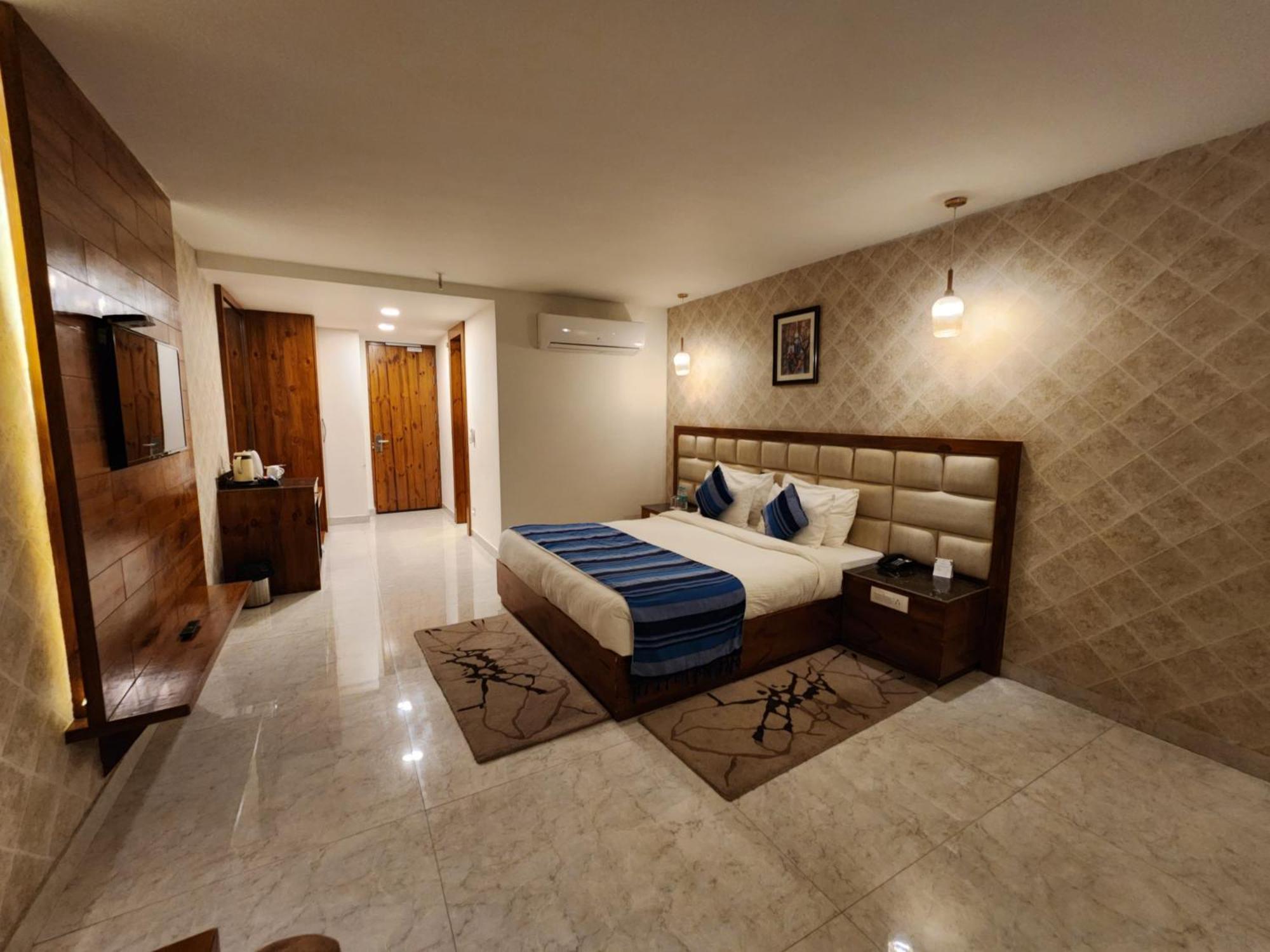 שימלה Golden Fern Resort מראה חיצוני תמונה