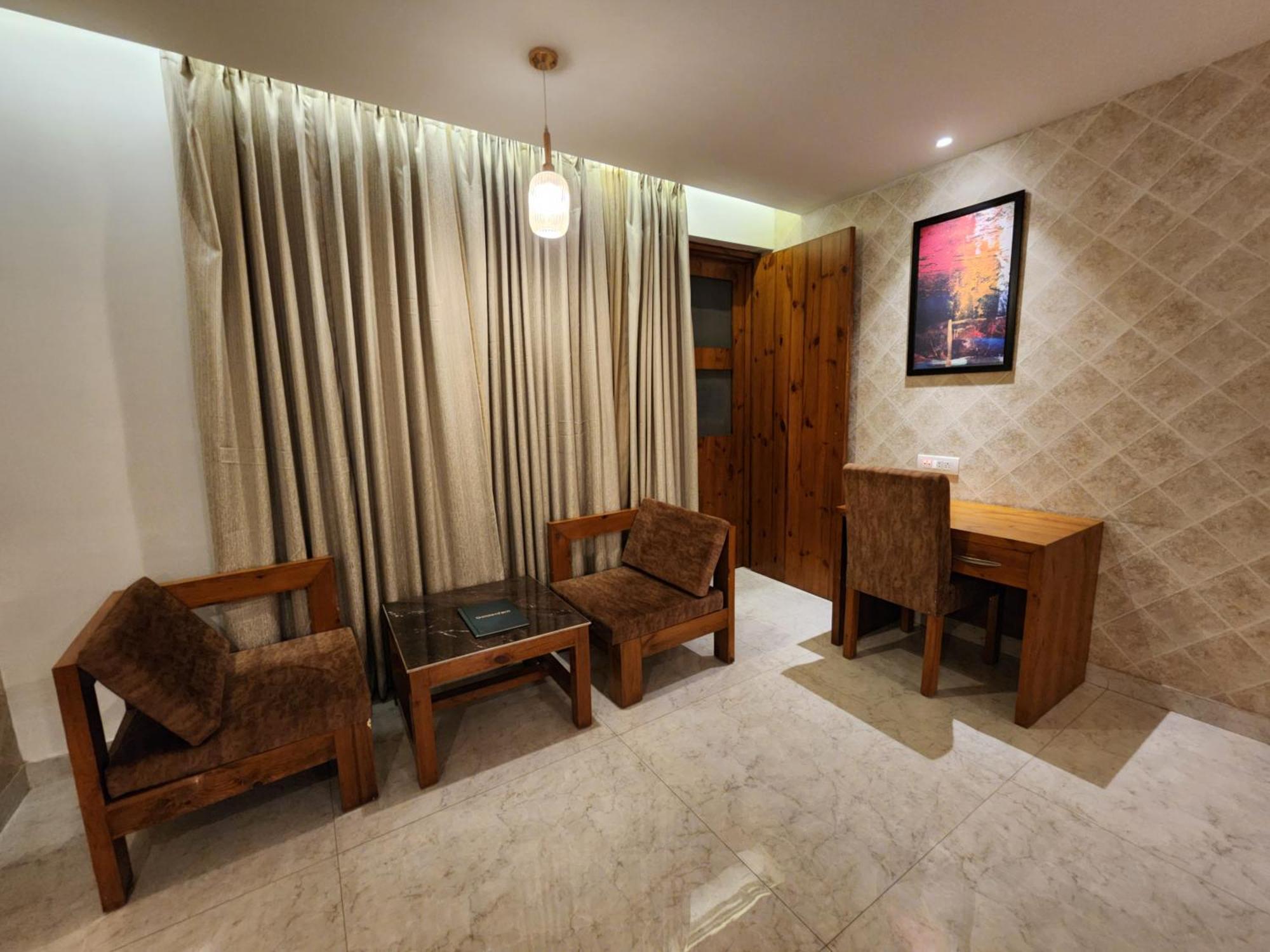 שימלה Golden Fern Resort מראה חיצוני תמונה